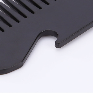 Mini peigne à barbe portable en plastique à dents larges pour hommes, outil de coiffure - Product Image 4