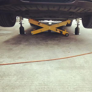 <span class=keywords><strong>Mini</strong></span> elevador de tijera para coche de Vehículo Automático, elevador de tijera neumático portátil para coche para almacén de garaje - Product Image 5