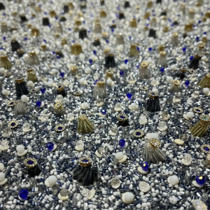 Tissu en organza de luxe fait main avec broderie, perles et dentelle en strass, le plus recherché pour les robes de soirée et les tenues de fête - Product Image 1