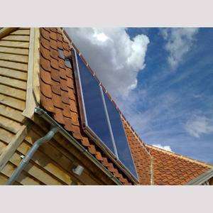 Marco fuerte <span class=keywords><strong>con</strong></span> vidrio templado Panel plano Tanque de agua caliente Diseño respetuoso <span class=keywords><strong>con</strong></span> el medio ambiente solar Presión 200L Calentadores de agua solares - Product Image 6