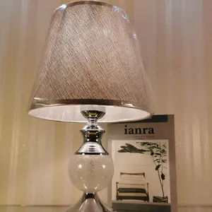 Multifunctional Shade Fanテーブルランプ装飾屋外ホテルTable Lamp For Wholesales