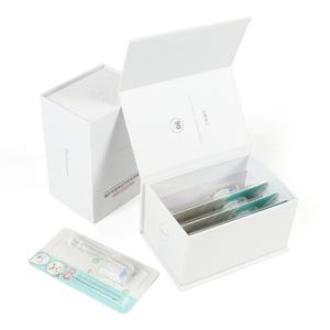Boîte d'emballage en carton rigide biodégradable personnalisée avec doublure en éponge pour têtes de brosse à dents électriques coréennes, gaufrage magnétique - Product Image 1