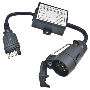 Adaptador de Conector de Remolque de 4 Pines Americanos a 7 Pines Europeos, Plástico Negro, 7 Posiciones, para Cableado Americano a Europeo - Product Image 1
