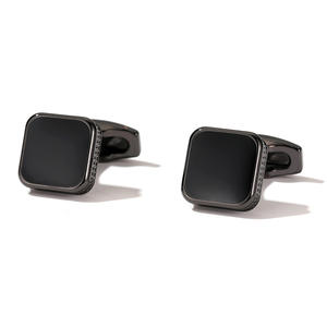 Boutons de manchette carrés vintage en alliage métallique pour chemise décontractée ou habillée pour homme - Product Image 1