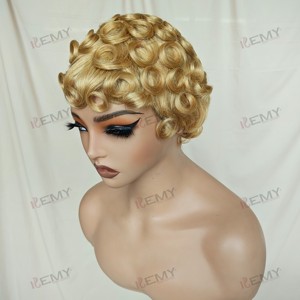 วิกผมสีบลอนด์ยี่ห้อ Kemy Hair สำหรับตัดผมแบบ Remy Virgin <span class=keywords><strong>ท</strong></span>ำจากผมมนุษย์แท้ ไม่ต้องใช้กาว แบบผมหยิกสั้น มีหน้าม้า ความหนาแน่น 200% ผลิตด้วยเครื่องจักร ขายส่งวิกผมเวียดนาม - Product Image 2