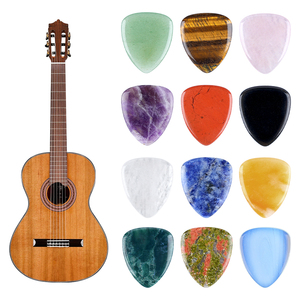 Set <span class=keywords><strong>di</strong></span> Plettri per Chitarra in Pietre Preziose Naturali - Plettri in <span class=keywords><strong>Pietra</strong></span> Semi-Preziosa Lucidati a Mano per Chitarra Acustica ed Elettrica, Regalo Unico per Musicisti - Product Image 4