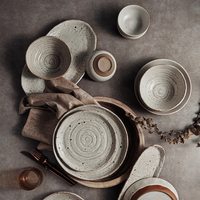 Assiette à soupe en céramique blanche rétro mouchetée de Style nordique pour restaurant décontracté fournisseur de vaisselle domestique plat en porcelaine Durable