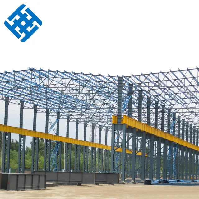 Bâtiment préfabriqué léger Structure en acier Entrepôt/Atelier/Hangar/Hall avec service de soudage Prix compétitifs