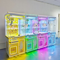 Machine à griffes de divertissement familial avec prix de récompense, corps de taille moyenne, bandes lumineuses LED, joystick et griffe métallique