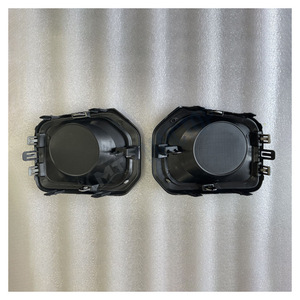 52128-04040 es para camionetas Tacoma 2016-2023 con marcos cerrados para las luces antiniebla. - Product Image 3