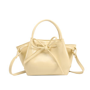 Sac fourre-tout décontracté zippé pour femme, printemps-été, imperméable, doublure PU, avec nœud et bandoulière, sac panier de style niche - Product Image 5