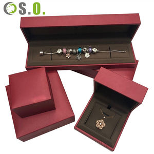 Boîte en papier imitation cuir rouge en gros pour mariage, emballage personnalisé de bijoux, boîte à bijoux - Product Image 4