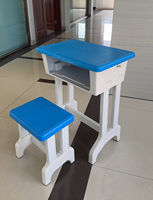 Conjunto de Muebles Escolares Económicos de Material PP Ecológico con Diseño de Esquinas Redondeadas y Colores Personalizables