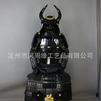 Casque de samouraï moderne en corne de boeuf noir, fait main en fer, équipement de combat portable, accessoires de cinéma et de télévision, pour restaurants, objet de collection