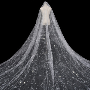 S7736F haute qualité Offres Spéciales lumière luxe <span class=keywords><strong>lumineux</strong></span> longue vadrouille mariée mariée longue dentelle imprimé voiles de mariée élégant - Product Image 3