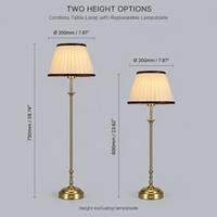 Lampe de table sans fil rechargeable DC haute et simple avec ampoule LED E14 et abat-jour en tissu plissé pour mariages et hôtels