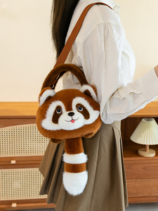 OEM/ODM borsa di animali imbottiti borsa personalizzata di grande capacità soffice marrone rossastro borsa per animali procione per donne che viaggiano in inverno Peluche - Product Image 5