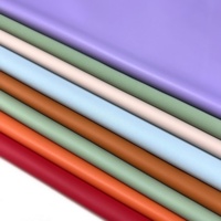 Échantillon GRATUIT de cuir synthétique PU extensible et biocompatible pour lits médicaux, lits de beauté et berceaux pour bébés