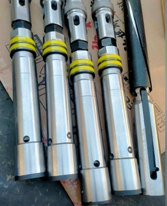 رأس أسطوانة حفر الصخور مزدوجة الأنبوب من الفولاذ الكربوني عالي الجودة المطروق، قطع غيار جديدة لآلات تعدين الصخور مباشرة، 20 كجم 6 - Product Image 1