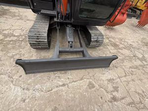 Excavatrice compacte sur chenilles Hitachi ZX60 d'occasion, pièces d'origine, machines de construction minutieusement inspectées à vendre - Product Image 4
