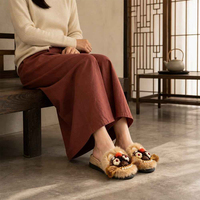 Sabots et mules de style chinois à tête de tigre pour femmes, faits à la main, en fourrure véritable, brodés, pantoufles sans talon, chaussures plates en tissu