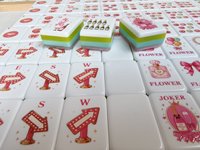 Nouveau jeu de Mahjong américain rose rêveur 2026, ensemble complet de 160 pions en acrylique de haute qualité, moderne et portable, idéal pour les cadeaux de fête
