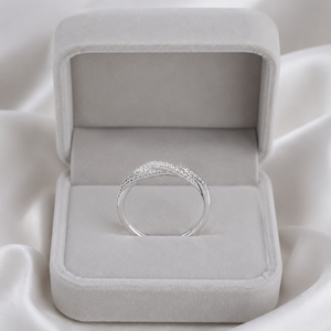 Anello con Design a Corda Intrecciata, Fascia Sottile per Donne - Product Image 6