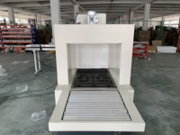 Machine d'emballage thermorétractable à manchon enrouleur de câble avec fonction d'étiquetage pour l'emballage de vêtements chimiques alimentaires dans des pochettes sacs étuis en aluminium