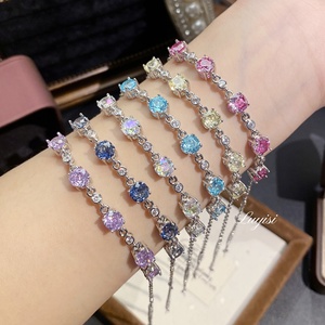 Nuovo Bracciale da Donna con Rubino Taglio Rosa Milenario e Motivo Floreale Ottagonale, Moda Lusso Leggero con Incastonature in Ferro, Anniversario - Product Image 2
