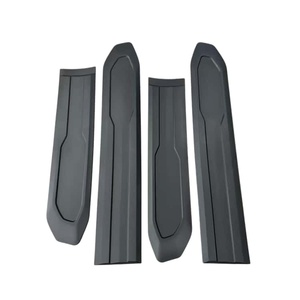 Moldura Lateral Deportiva ABS Negra Zimin para Travo 2026 - Product Image 1