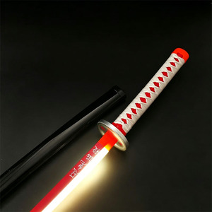 Spada Giocattolo Nichirin di <span class=keywords><strong>Tanjiro</strong></span> <span class=keywords><strong>Kamado</strong></span> con Luce LED da 101cm, Materiale Sicuro, per <span class=keywords><strong>Età</strong></span> 5+ - Product Image 3