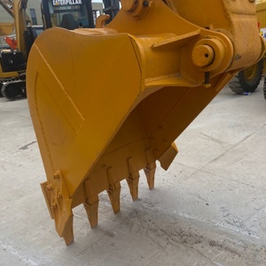 Prix bas – Excavatrice d'occasion Hyundai 220LC-9S 22 tonnes, importée de Corée, avec certifications CE/EPA – Excavatrice sur chenilles d'occasion à vendre - Product Image 4
