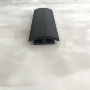 Bandes <span class=keywords><strong>de</strong></span> protection <span class=keywords><strong>de</strong></span> pare-chocs en caoutchouc <span class=keywords><strong>de</strong></span> garde-boue <span class=keywords><strong>de</strong></span> type P pare-chocs <span class=keywords><strong>de</strong></span> <span class=keywords><strong>quai</strong></span> <span class=keywords><strong>de</strong></span> <span class=keywords><strong>chargement</strong></span> - Product Image 4