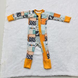 Romper bayi organik, piyama ritsleting bambu kustom Onesie dua arah ritsleting baju tidur bayi Zippy pakaian bayi cetak pakaian bayi - Product Image 1