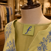 Étiquettes tissées personnalisées, étiquettes lavables, étiquettes de taille et étiquettes principales pour vêtements et textiles de maison