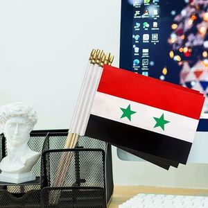 Mini Bandera de Siria para Agitar con la Mano, Logotipo Personalizado, Banderas Promocionales Hechas en Fábrica, Banderas con Palo de Madera, Material de Poliéster y Seda - Product Image 5