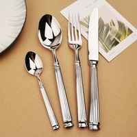 Ensemble de Couverts Occidental Romain en Acier Inoxydable 304 Or Argent, Créatif Épais Rayé Couteau Fourchette Cuillère pour Vaisselle de Mariage