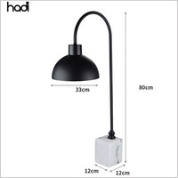 Lampe de table d'isolation alimentaire en acier inoxydable Base en marbre blanc Équipement pour buffet Fournitures de restaurant Lampe chauffante pour aliments de restaurant