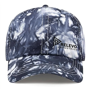 Gorra de Béisbol Premium Suave con Estampado Tie Dye en Blanco y Negro, Gorra Estilo Dad con Logotipo de Relevo Industries para Hombre y Mujer, Casual, Moderna, Elegante y Ajustable - Product Image 1