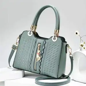 2021 फैशन अपनी खुद की हैंडबैग क्लासिक फैंसी बैग हरी पु सुंदर महिलाओं के हैंडबैग