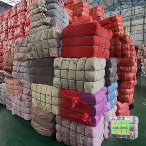 PUYI Fournisseur en Gros – Vêtements d'Occasion Mixtes de Grade A en Balles, MOQ 100kg, Livraison Aléatoire pour la Revente - Product Image 4