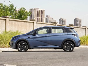 BYD Dolphin Modello 2025 Edizione Fashion 420km, Auto Elettrica Compatta con Sedili Flessibili e Confortevoli, Nuova e Usata - Product Image 6