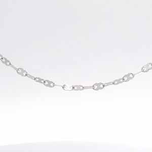 Collier avec pendentif élégant et minimaliste, brillant, blanc uni, Pt950, pour femmes, usage quotidien, accessoire de bijouterie de luxe - Product Image 1
