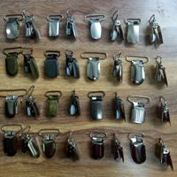 Clip de Bretelle Métallique Classique en Nickel Plaqué Couleur Personnalisée, Forme Cœur Plat ou Rond, pour Vêtements et Habillement