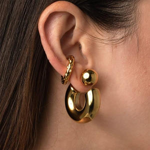 KITI Trendige, dicke, 18 Karat vergoldete, klobige Creolen aus nicht anlaufendem Edelstahl für Damen - Product Image 1