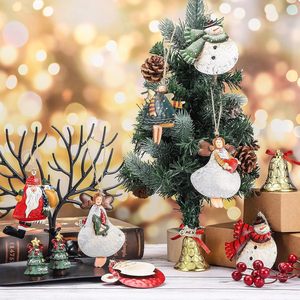 Nouveauté Décoration de Noël pour la maison et les fêtes : Ensemble de pendentifs en bois à suspendre, motifs ange, Père Noël et bonhomme de neige - Product Image 2