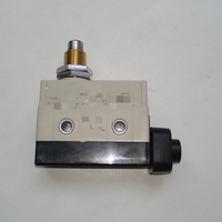 CP1L-L10DT-D CP1 PLC Compacto con CPU, Ethernet, USB, Salida de Transistor, Máquina Pequeña, Automatización OEM, Panel de Control Industrial Compacto