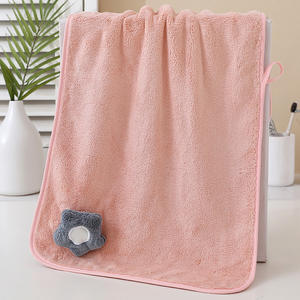 Toalla rectangular de microfibra de coral de color liso para secar el cabello, con bordes suaves, alta absorción de agua, sin desprendimiento, ideal como regalo para lavarse y bañarse. - Product Image 6