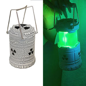 Linterna en Miniatura de Juguete con Luz LED Verde, Simulación de Linterna, Regalo para Amigos, Venta al Por Mayor - Product Image 2