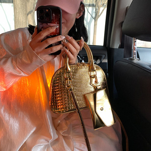 Conjunto de bolso de mano de concha en relieve de cocodrilo Premium de alta calidad para mujer, conjunto de bolso de hombro minimalista de 2 piezas y bolsos de mano - Product Image 6